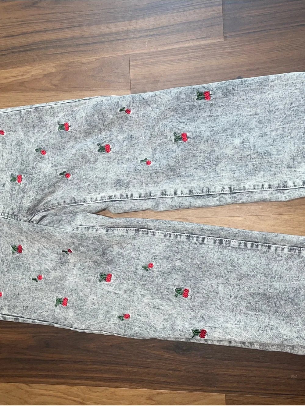 SHEIN Gray Acid-Wash Jeans with Red Cherry Embroidery